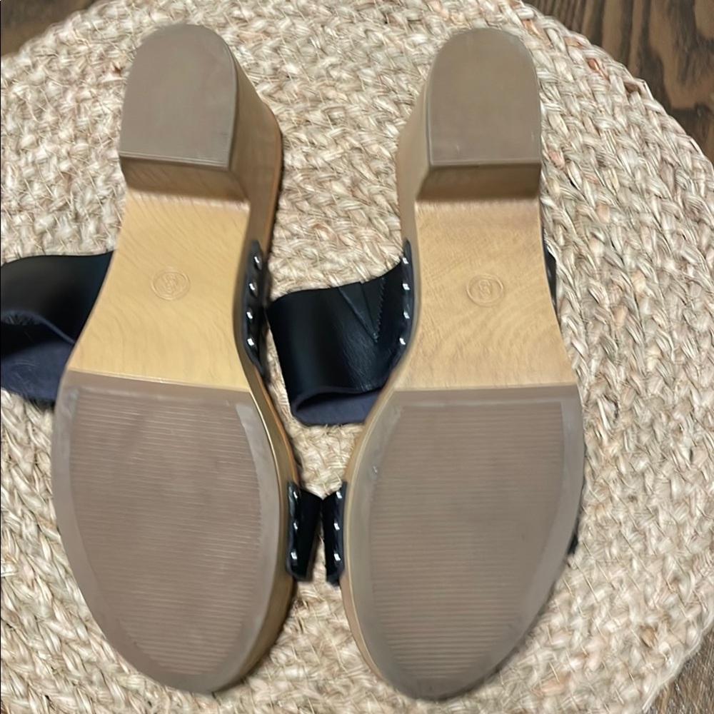 NWOT Universal Thread Women's Black Slide Sandals - Picture 7 of 10